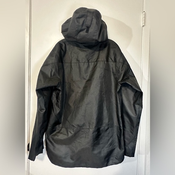 Portwest S555 Outcoach Waterproof PU Jacket with Stormflap and Packaway Hood Med - Picture 3 of 16